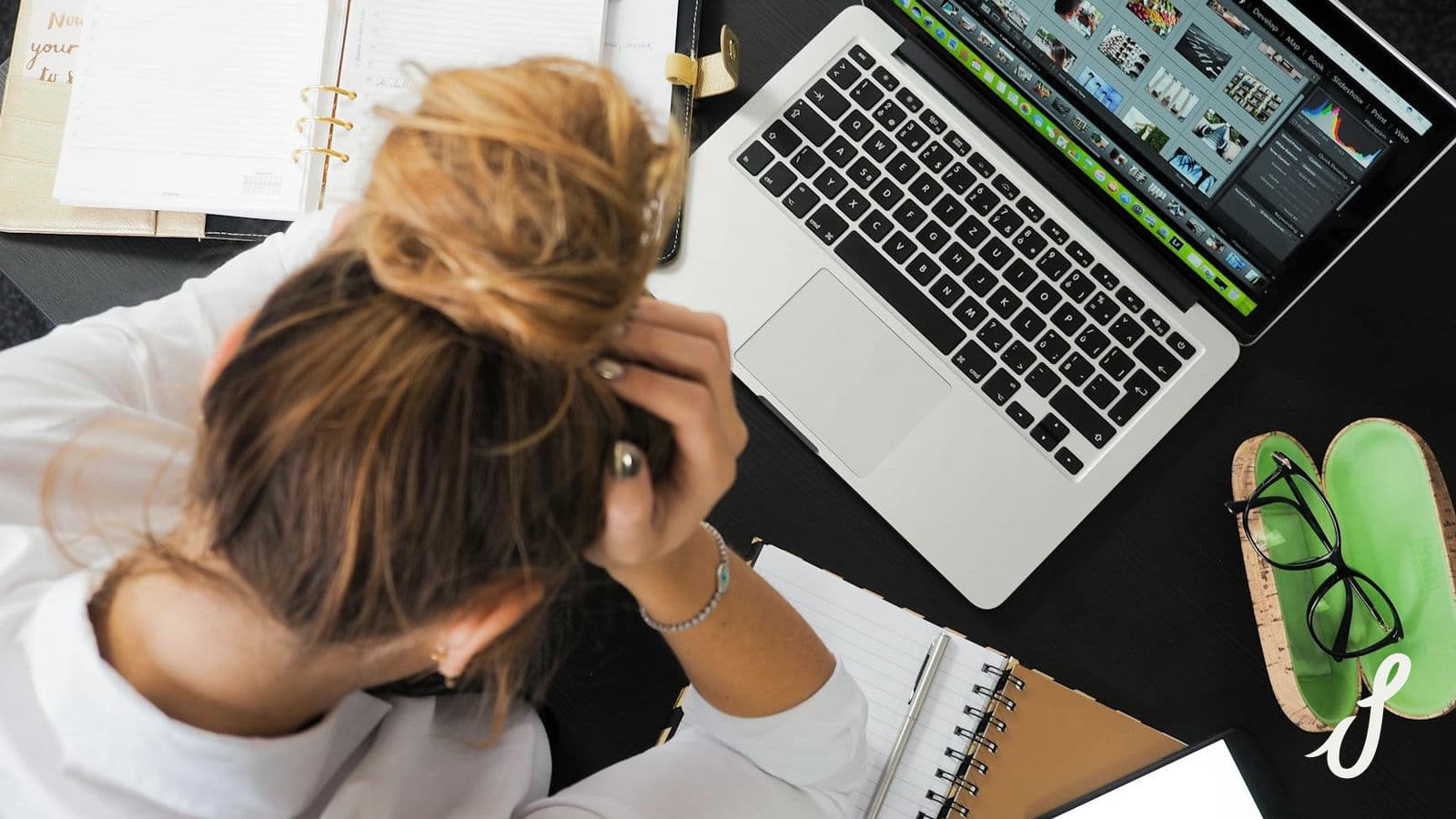 blog hero · anxious overthinking