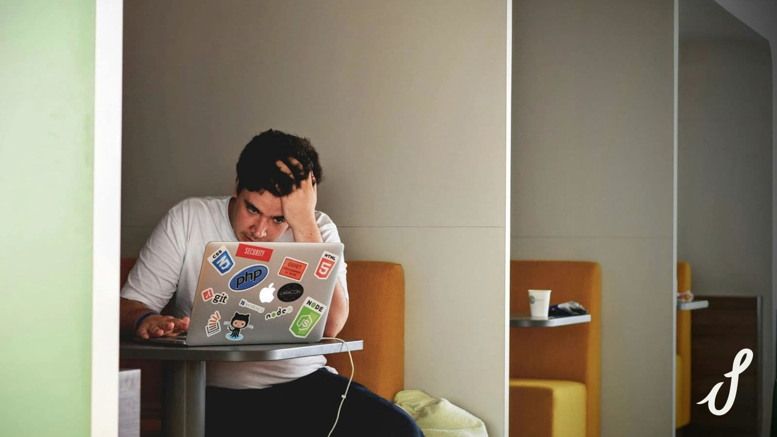 What makes a query letter more likely to get attention?